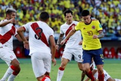 赛后： 变阵失败！五后卫阵型漏洞百出，国足0-2沙特出线仅剩理论可能